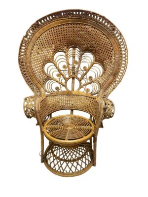 Fauteuil Emmanuel en rotin, fauteuil Paon bohème chic en location pour mariage et cérémonie laïque