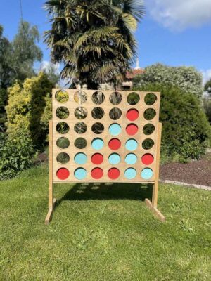 puissance 4 géant en bois en location WeLocation Vendée