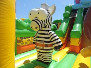 jeu gonflable jungle safari XXL en location WeLocation Vendée