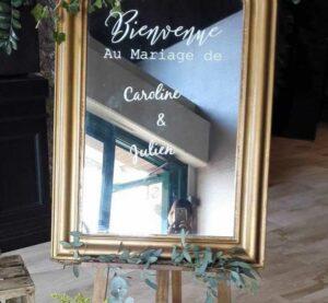 Miroir Bienvenue personnalisé pour mariage, événement ou réception élégante